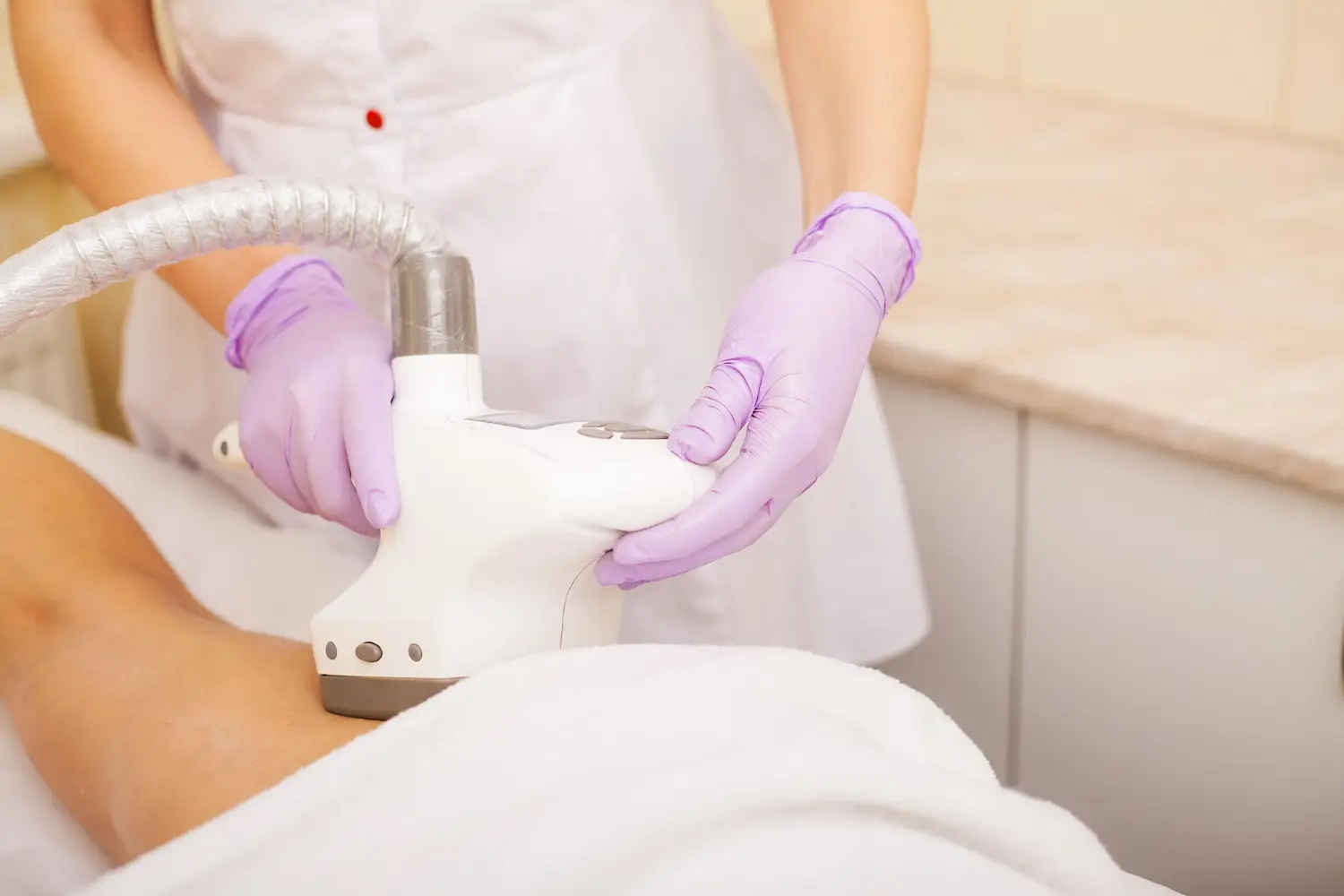 Look Your Best This Holiday With Zerona Laser Treatment
